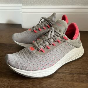 New Balance Fresh Foam LAZR v2 Hypoknit, Size 9
